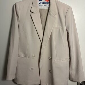 Aritzia Cream Blazer